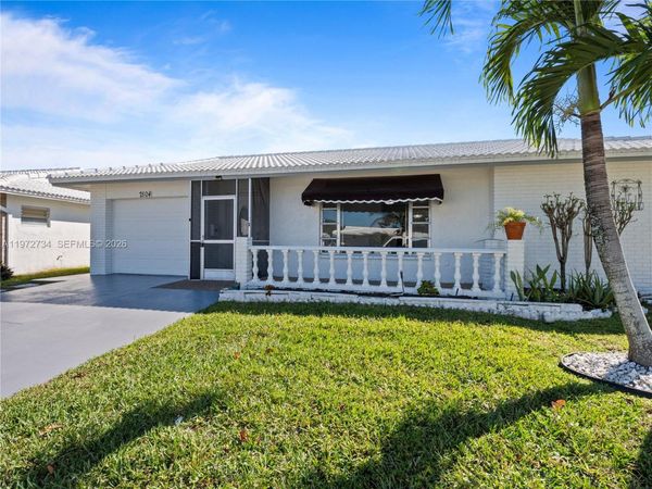 7504 NW 70th Ave , Tamarac, FL 33321