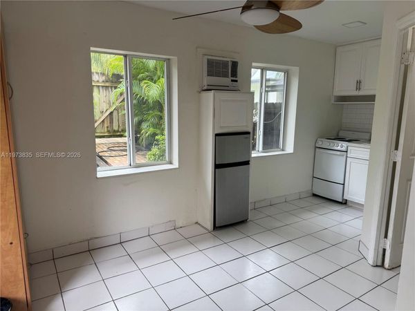 Unit Cottage, Hollywood, FL 33020