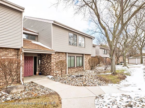 1046 Grenoble Lane, Lansing, MI 48917