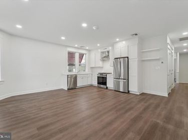 1049 W LANCASTER AVENUE, BRYN MAWR, PA 19010