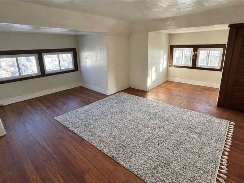 10409 Fidelity Avenue, Cleveland, OH 44111 Photo 20