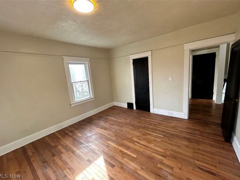 10409 Fidelity Avenue, Cleveland, OH 44111 Photo 21