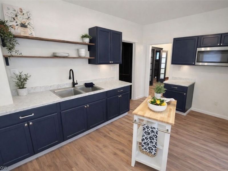 10409 Fidelity Avenue, Cleveland, OH 44111 Photo 6