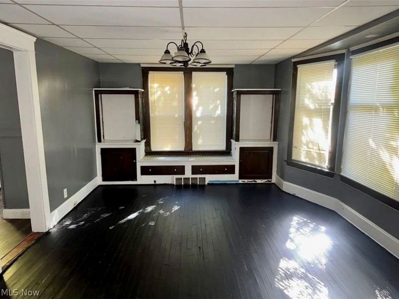 10006 Pierpont Avenue, Cleveland, OH 44108 Photo 7