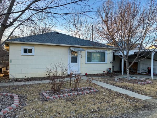 513 E Main Street , Morrison, IL 61270