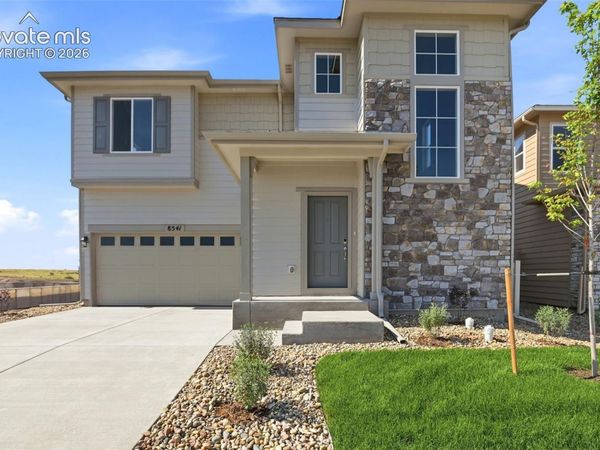 8541 Perkins Lane, Colorado Springs, CO 80925