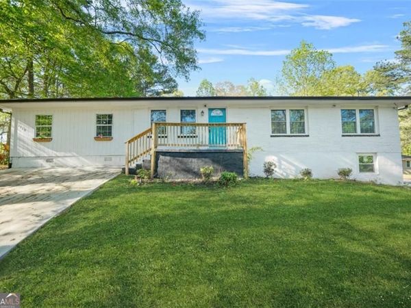 2529 Ryne Street , Atlanta, GA 30318