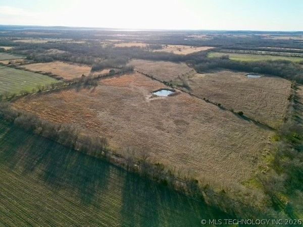 100 S 1010 , Council Hill, OK 74428