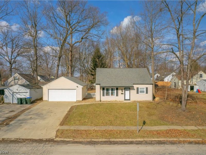 1111 Center Avenue, Cuyahoga Falls, OH 44221 Photo 28