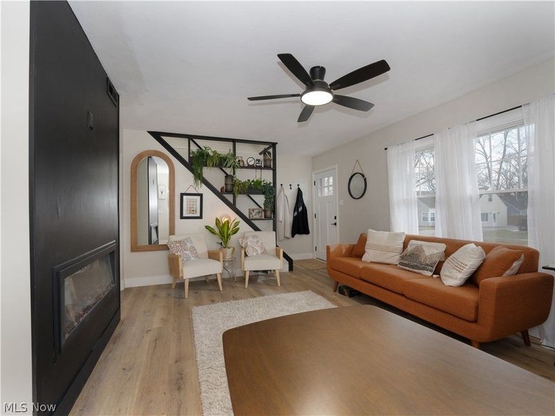 1111 Center Avenue, Cuyahoga Falls, OH 44221 Photo 5