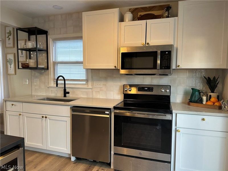 1111 Center Avenue, Cuyahoga Falls, OH 44221 Photo 8