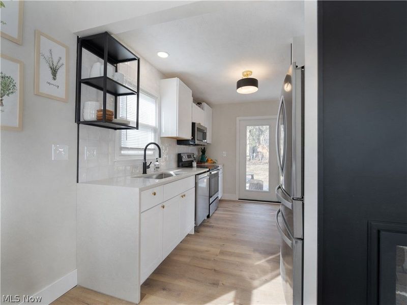 1111 Center Avenue, Cuyahoga Falls, OH 44221 Photo 9