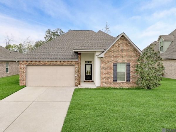 39112 Eminent Oaks, Gonzales, LA 70737