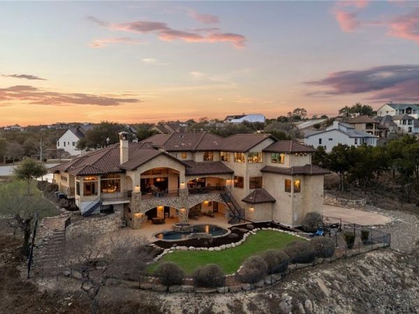 1039 Bluewater Place , Spring Branch, TX 78070