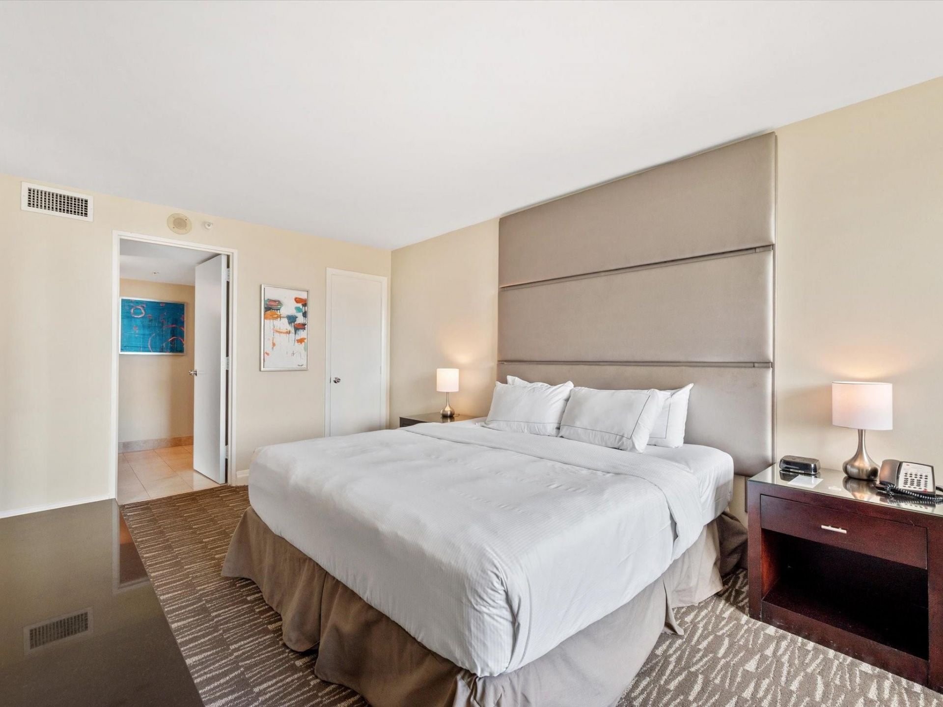 2670 E Sunrise Boulevard, Unit 524, Fort Lauderdale, FL 33304 Photo