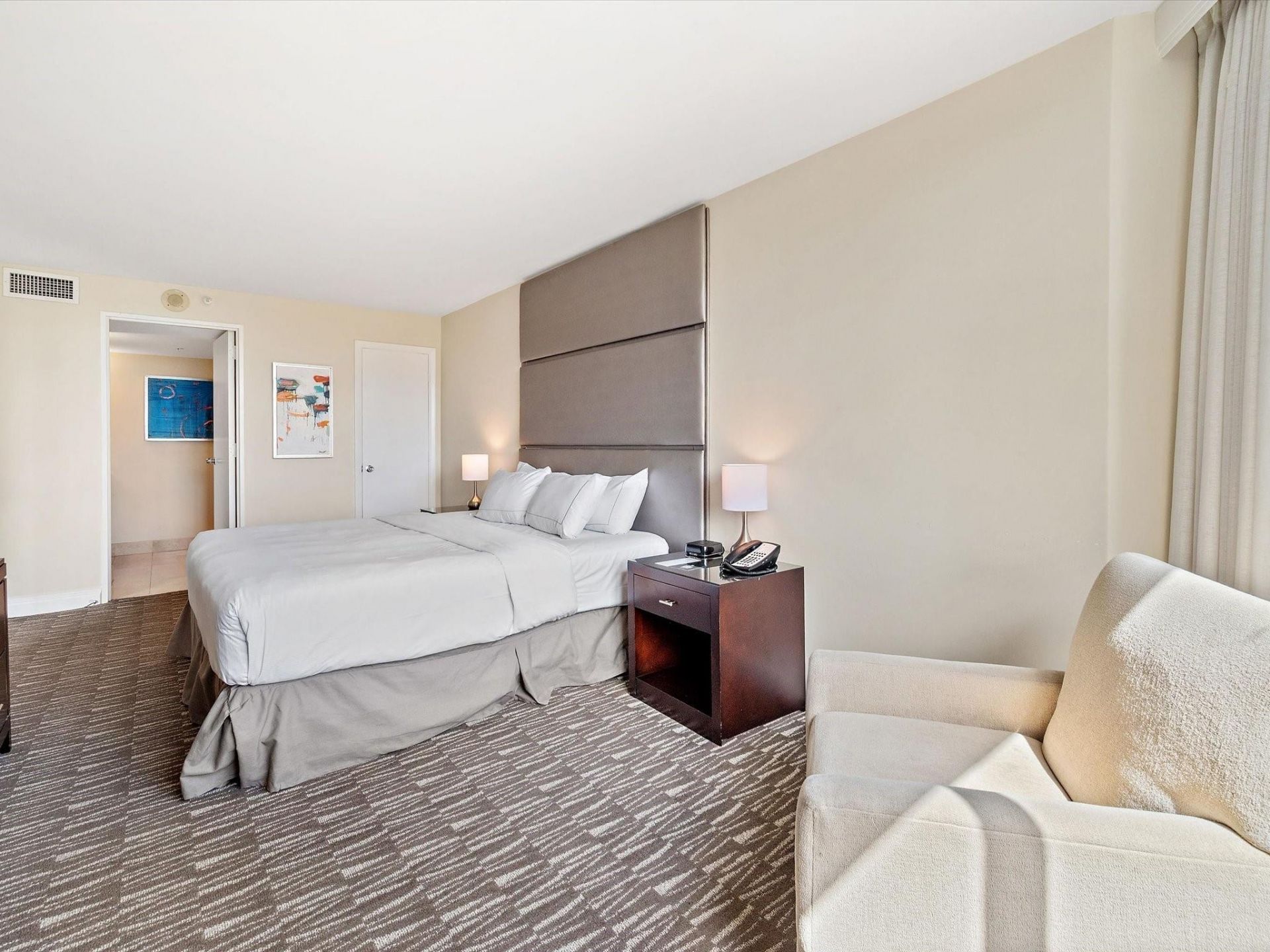 2670 E Sunrise Boulevard, Unit 524, Fort Lauderdale, FL 33304 Photo