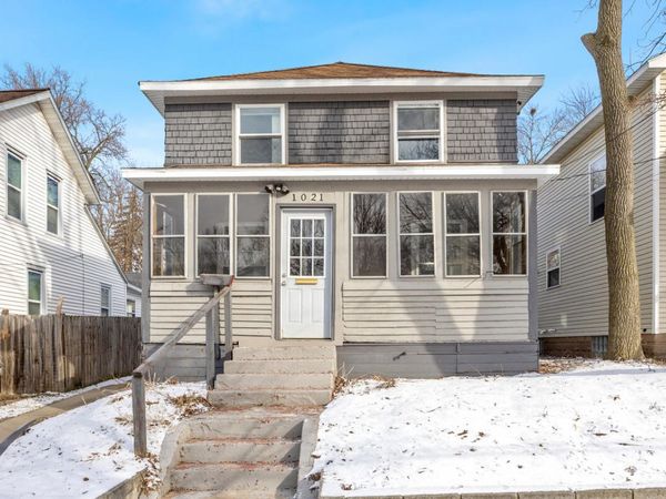 1021 Sherman Street SE, Grand Rapids, MI 49506