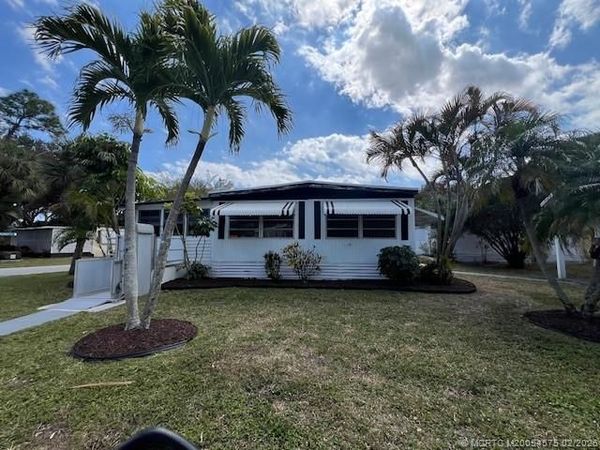 2555 PGA Boulevard, Unit 67, Palm Beach Gardens, FL 33410