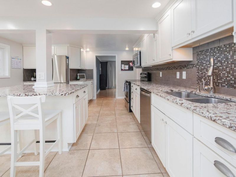 104 Sunnyside Drive, Athens, OH 45701 Photo 13