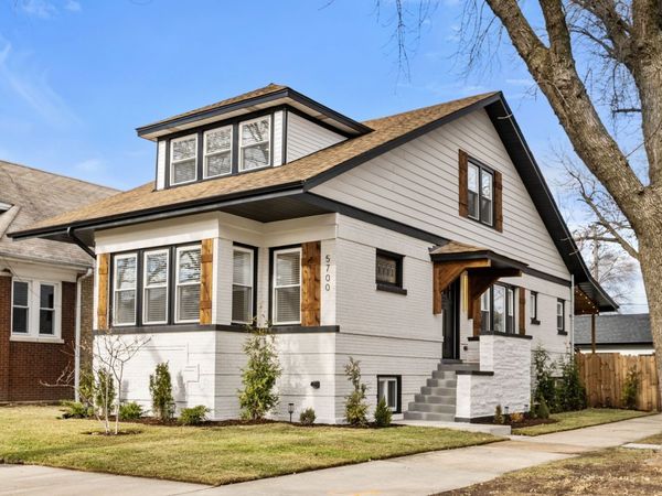 5700 W Grace Street , Chicago, IL 60634