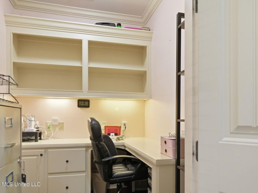 Property Image 36