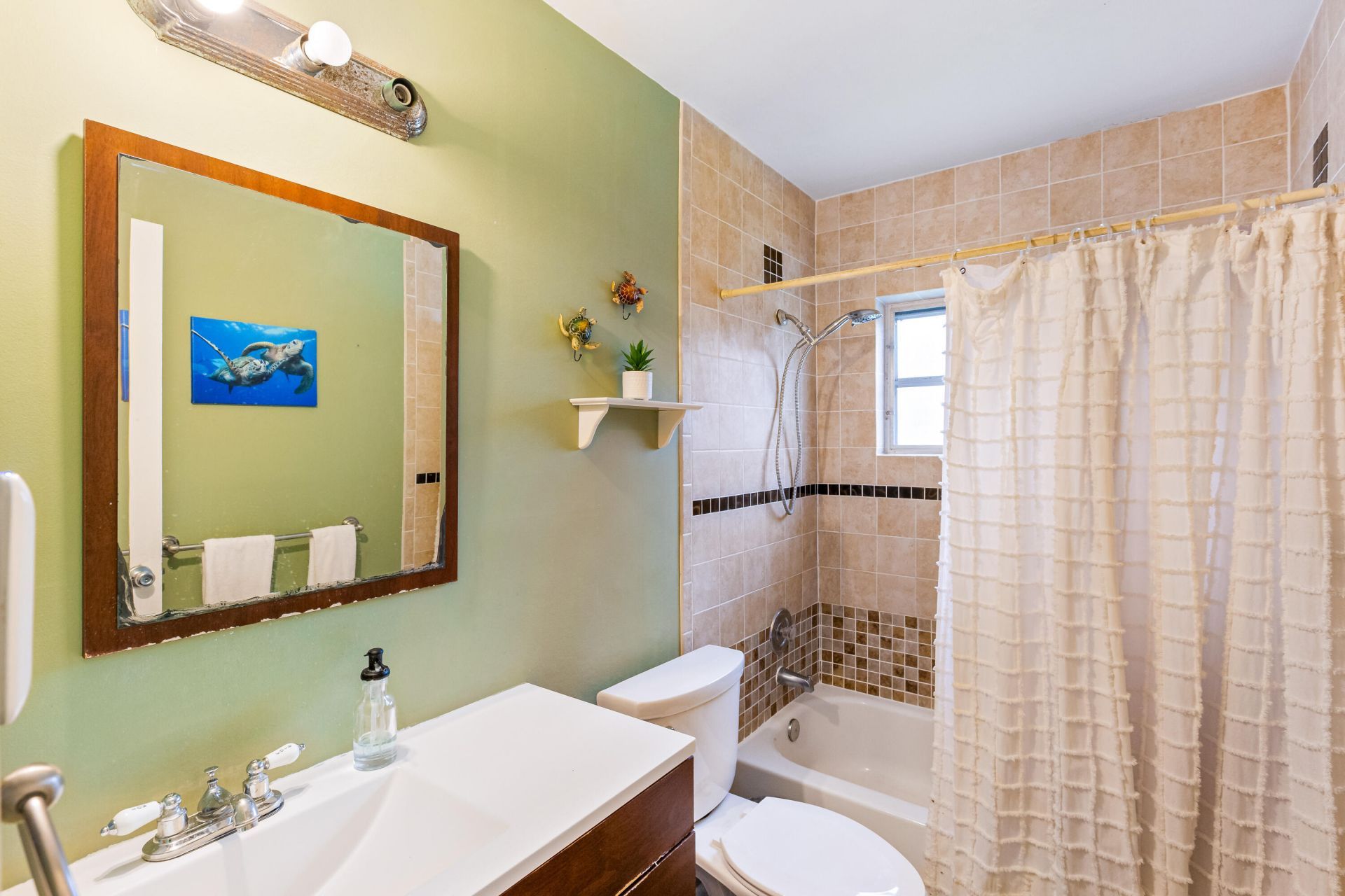 7651 NW 74th Avenue, Unit 1-2, Tamarac, FL 33321 Photo