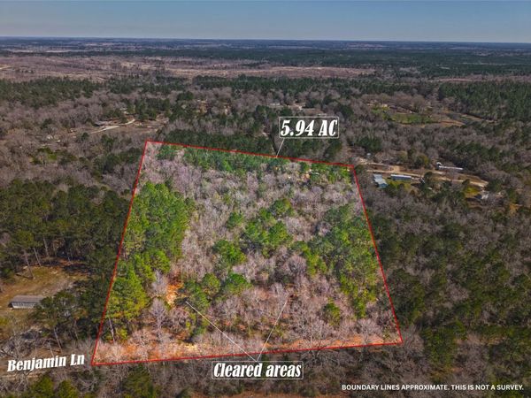 57 Benjamin Ln., Poplarville, MS 39470