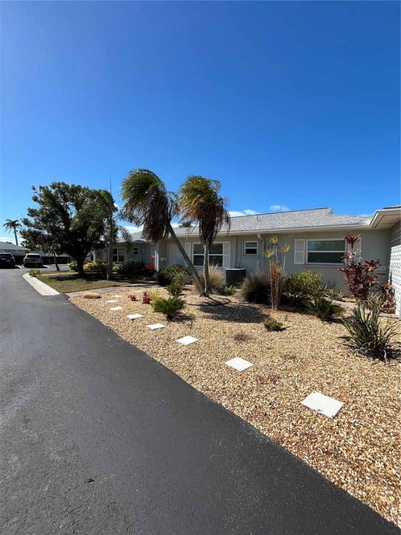 1019 Beach Manor Center, Unit 35, Venice, FL 34285 Photo