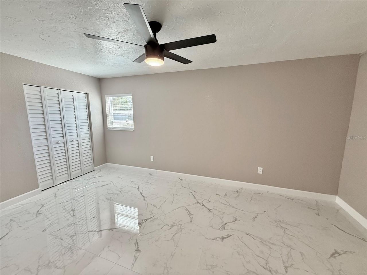 715 65th Avenue Drive W, Bradenton, FL 34207 Photo