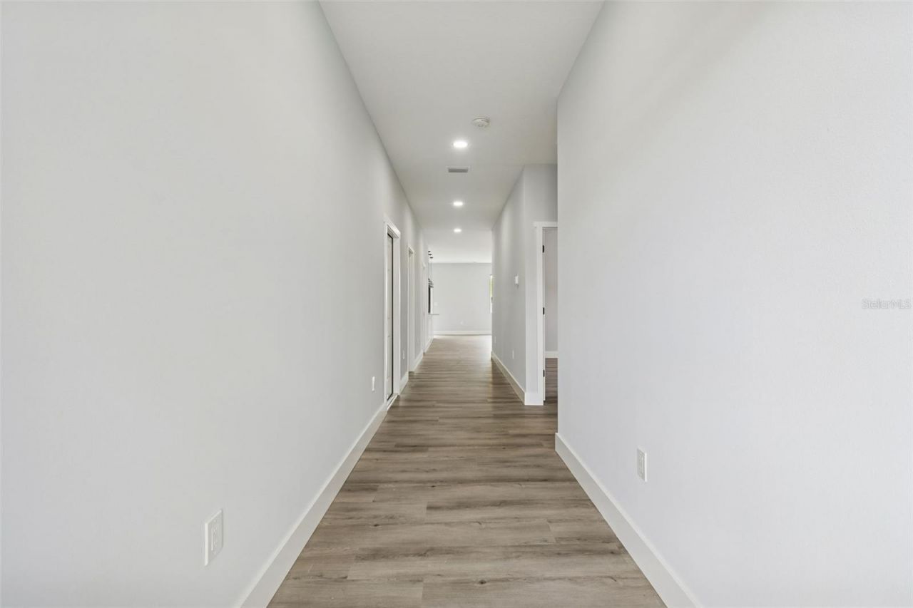 5140 70th Avenue N, Pinellas Park, FL 33781 Photo