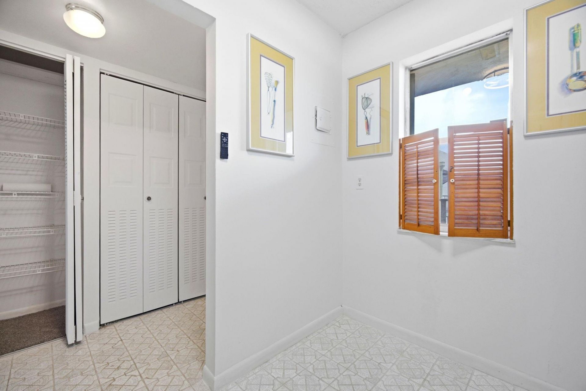 2801 Somerset Drive, Unit 401, Lauderdale Lakes, FL 33311 Photo