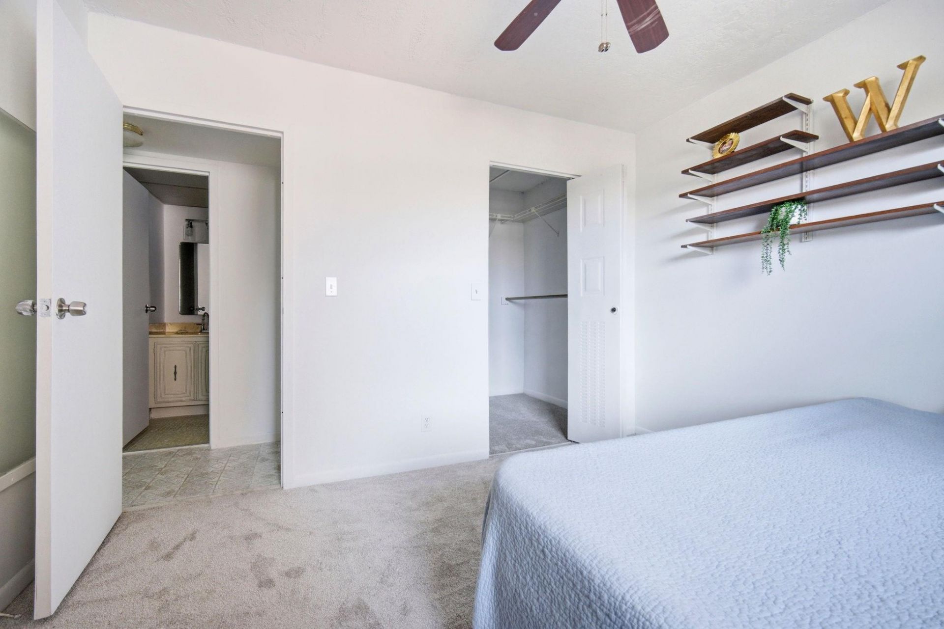 2801 Somerset Drive, Unit 401, Lauderdale Lakes, FL 33311 Photo