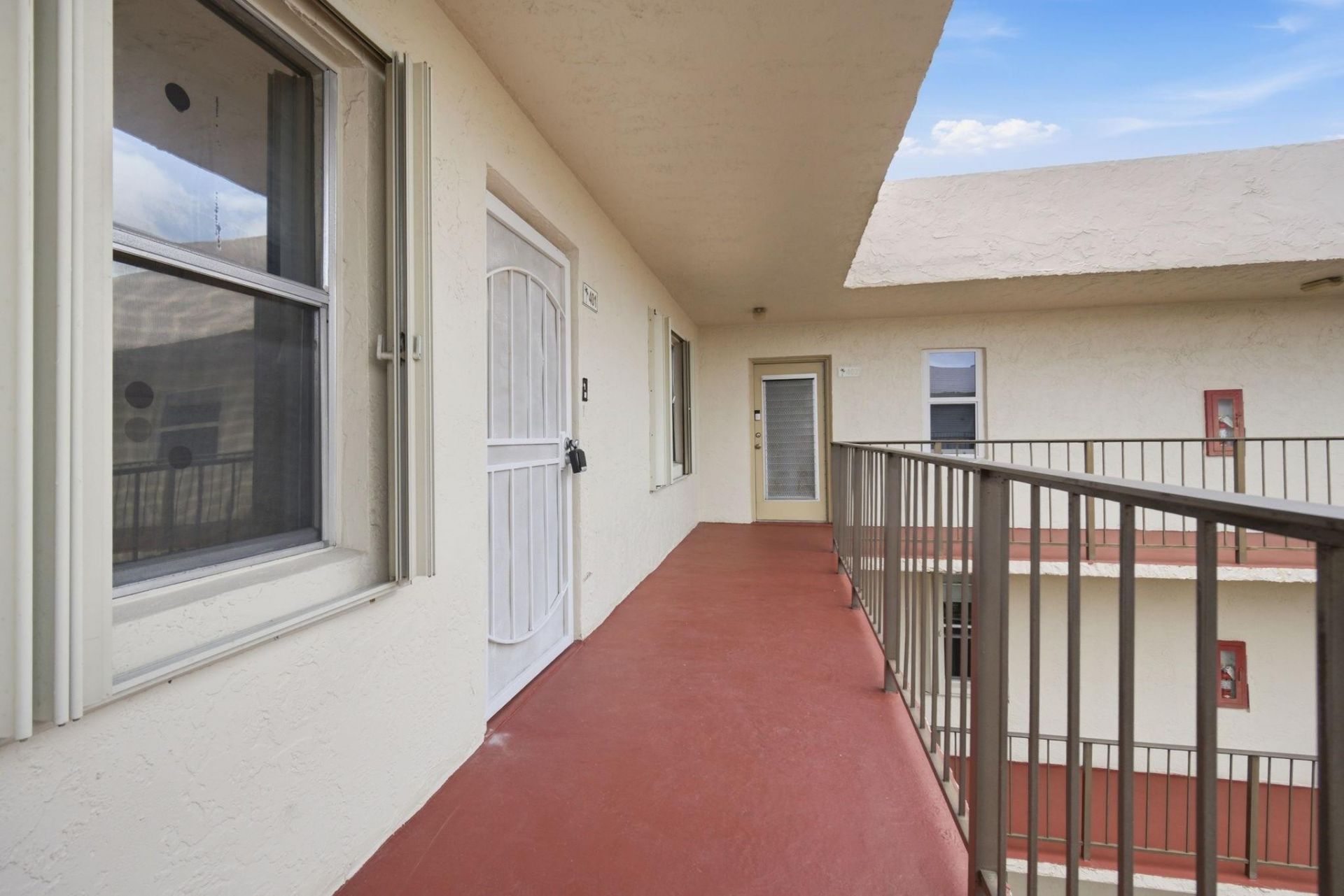 2801 Somerset Drive, Unit 401, Lauderdale Lakes, FL 33311 Photo