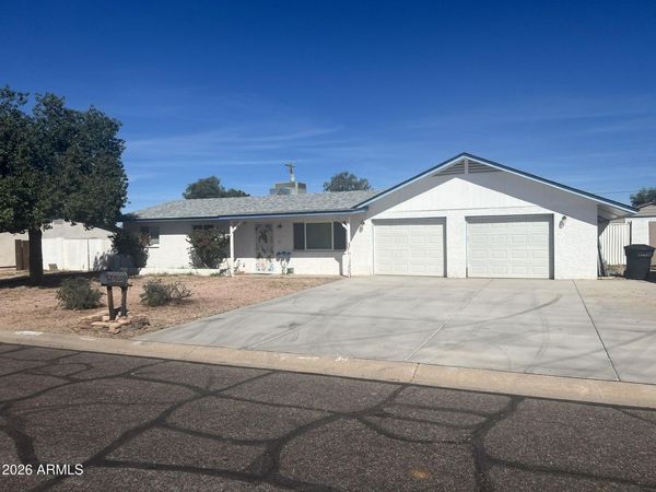 4746 E HANNIBAL Street, Mesa, AZ 85205