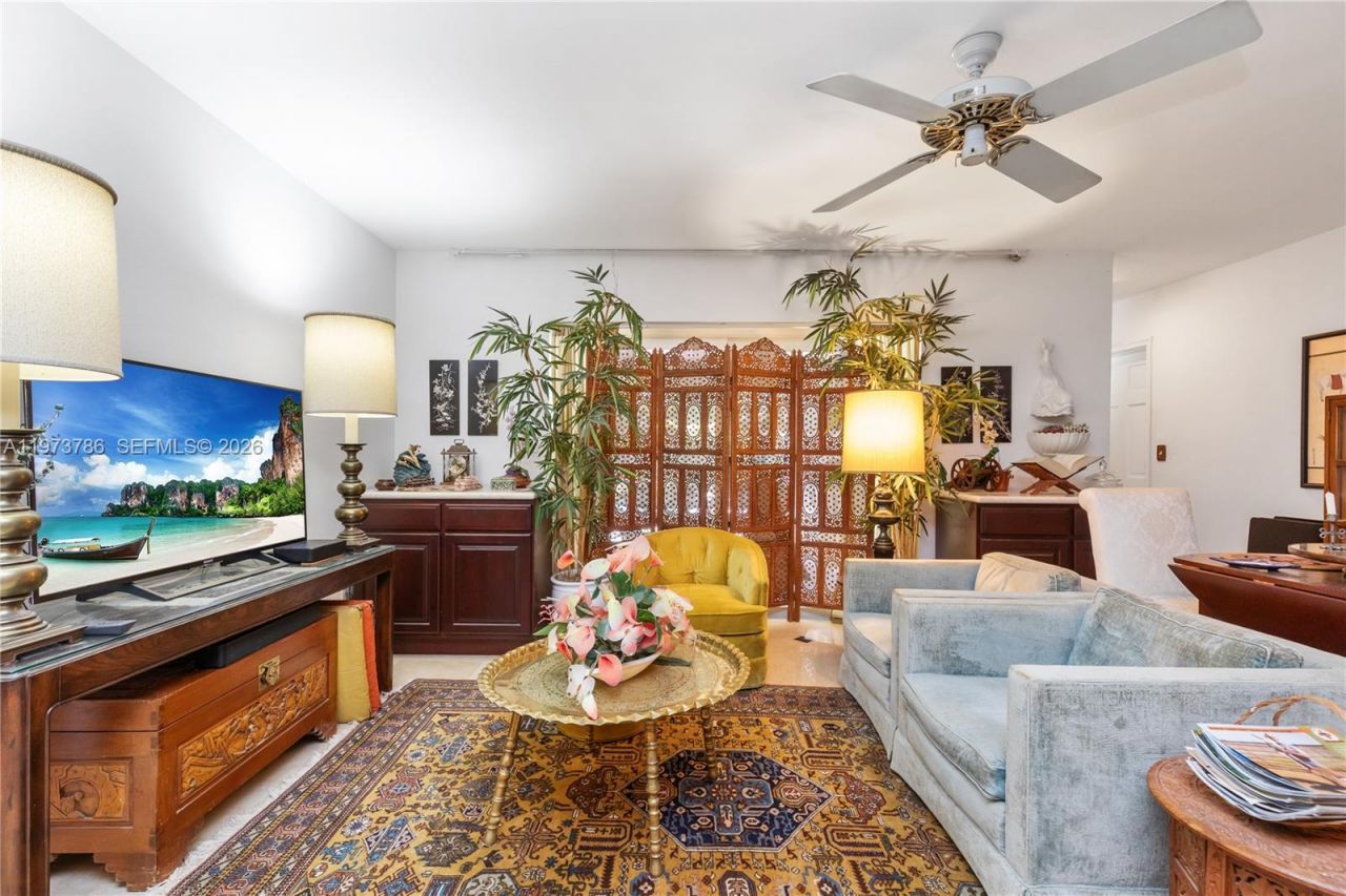 7010 SW 148th Ter , Palmetto Bay, FL 33158 Photo