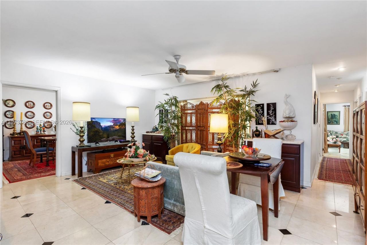 7010 SW 148th Ter , Palmetto Bay, FL 33158 Photo