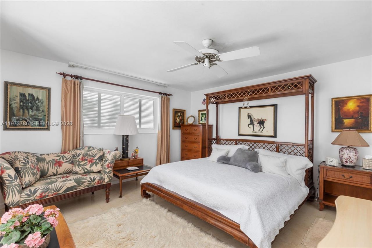 7010 SW 148th Ter , Palmetto Bay, FL 33158 Photo