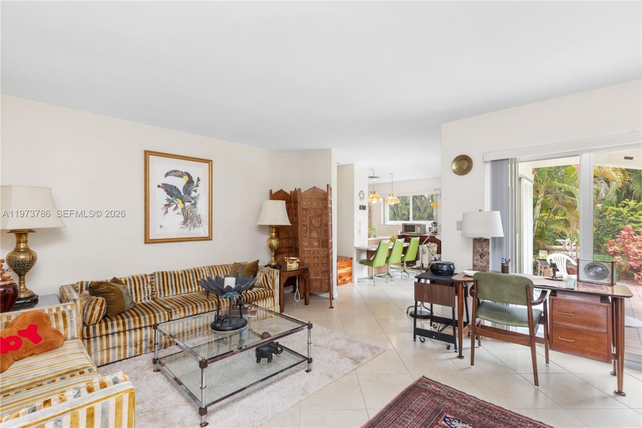 7010 SW 148th Ter , Palmetto Bay, FL 33158 Photo