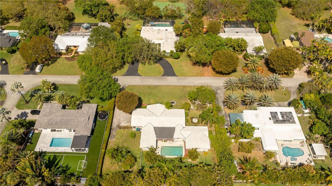 7010 SW 148th Ter , Palmetto Bay, FL 33158 Photo