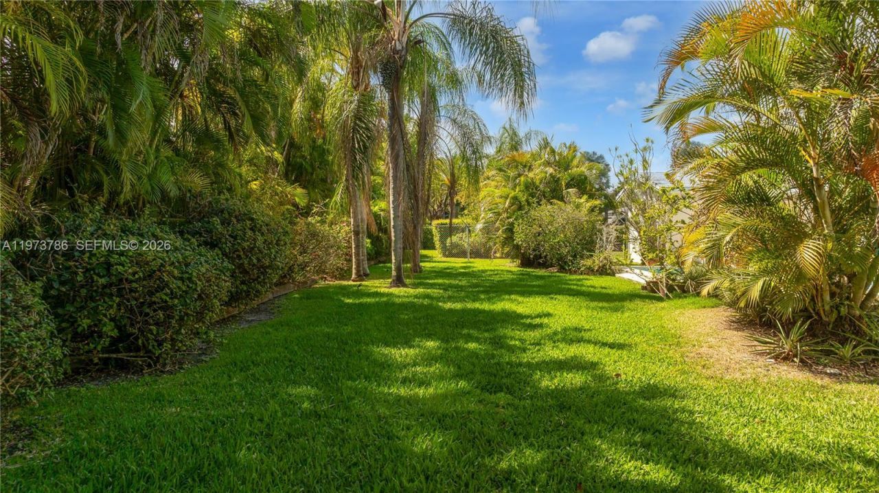 7010 SW 148th Ter , Palmetto Bay, FL 33158 Photo