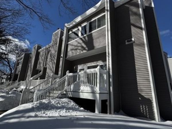 255 North Rd, Unit 44, Chelmsford, MA 01824