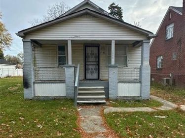 7646 Brace Street, Detroit, MI 48228