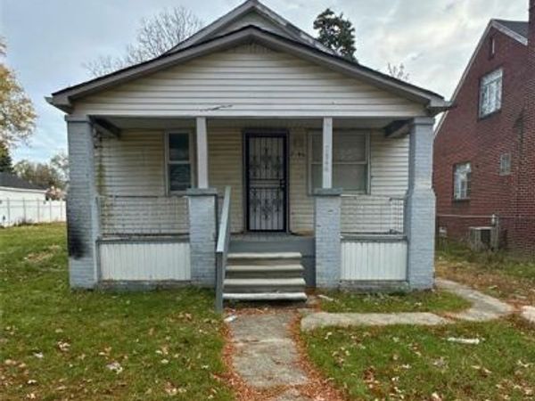 7646 Brace Street, Detroit, MI 48228
