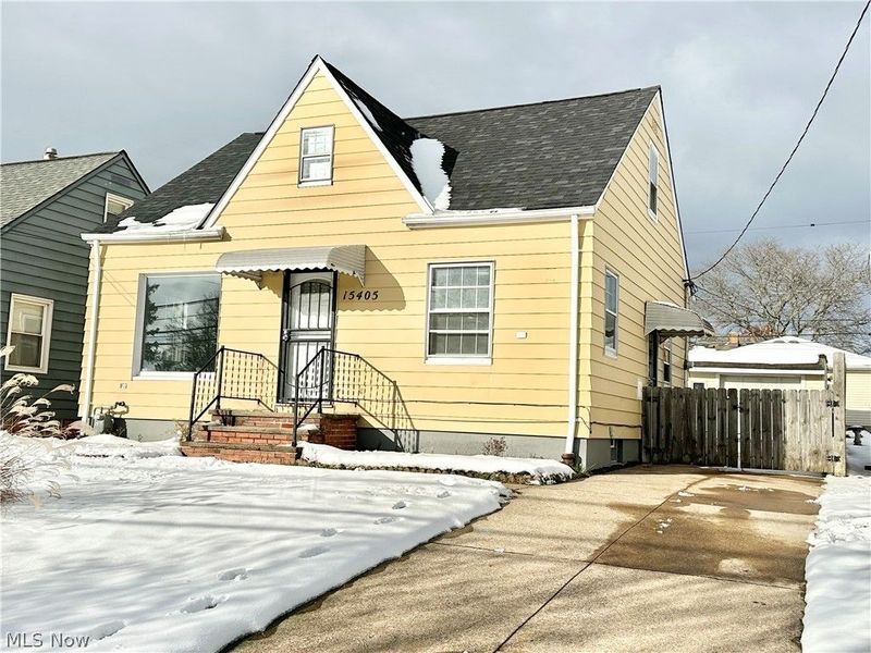 15405 Turney Road, Maple Heights, OH 44137 Photo 1