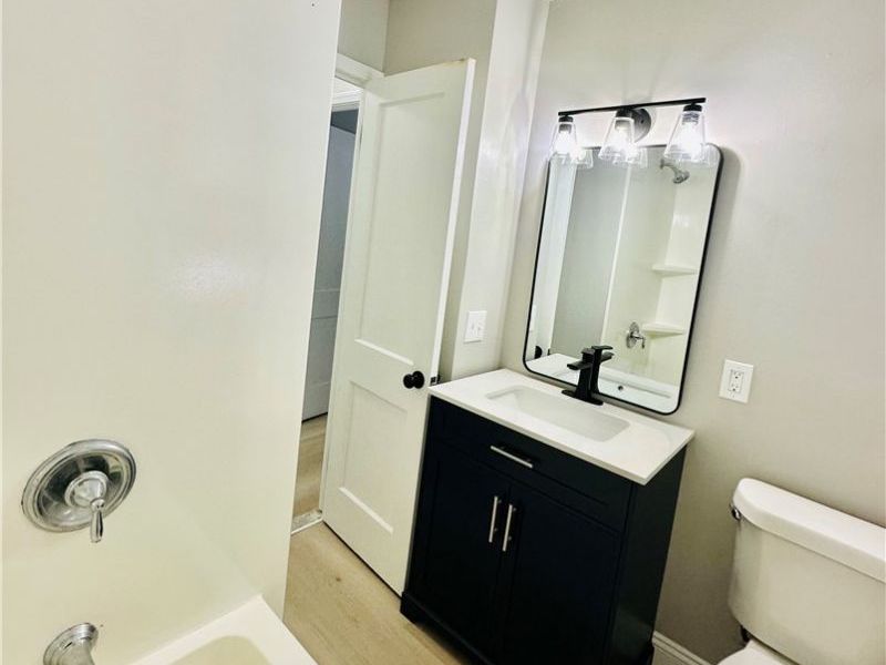 15405 Turney Road, Maple Heights, OH 44137 Photo 11