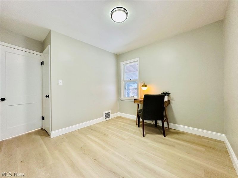 15405 Turney Road, Maple Heights, OH 44137 Photo 12