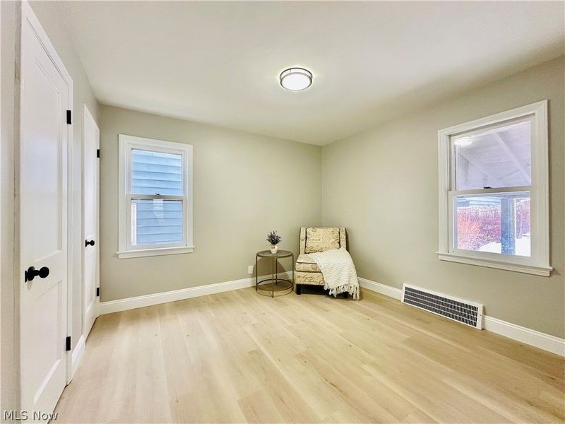 15405 Turney Road, Maple Heights, OH 44137 Photo 9