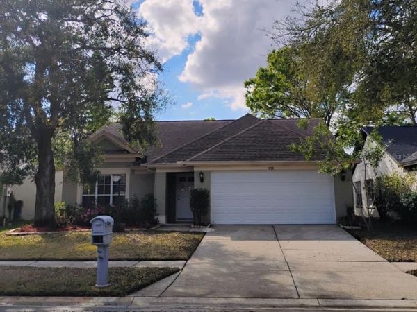 1725 ELK SPRING DRIVE , BRANDON, FL 33511