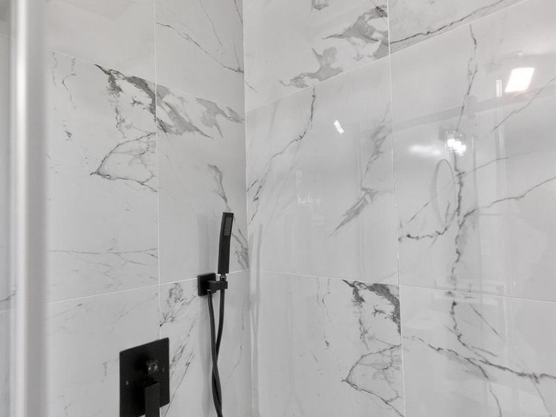 48 Damon Road, Greenhills, OH 45218 Photo 32