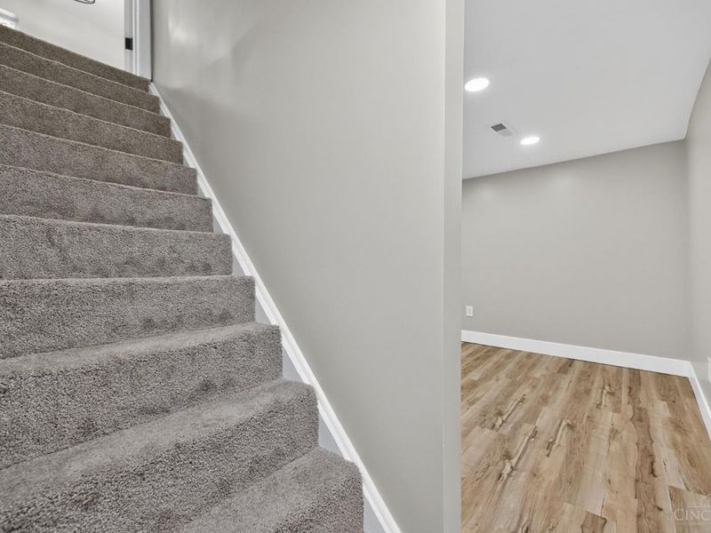 48 Damon Road, Greenhills, OH 45218 Photo 40